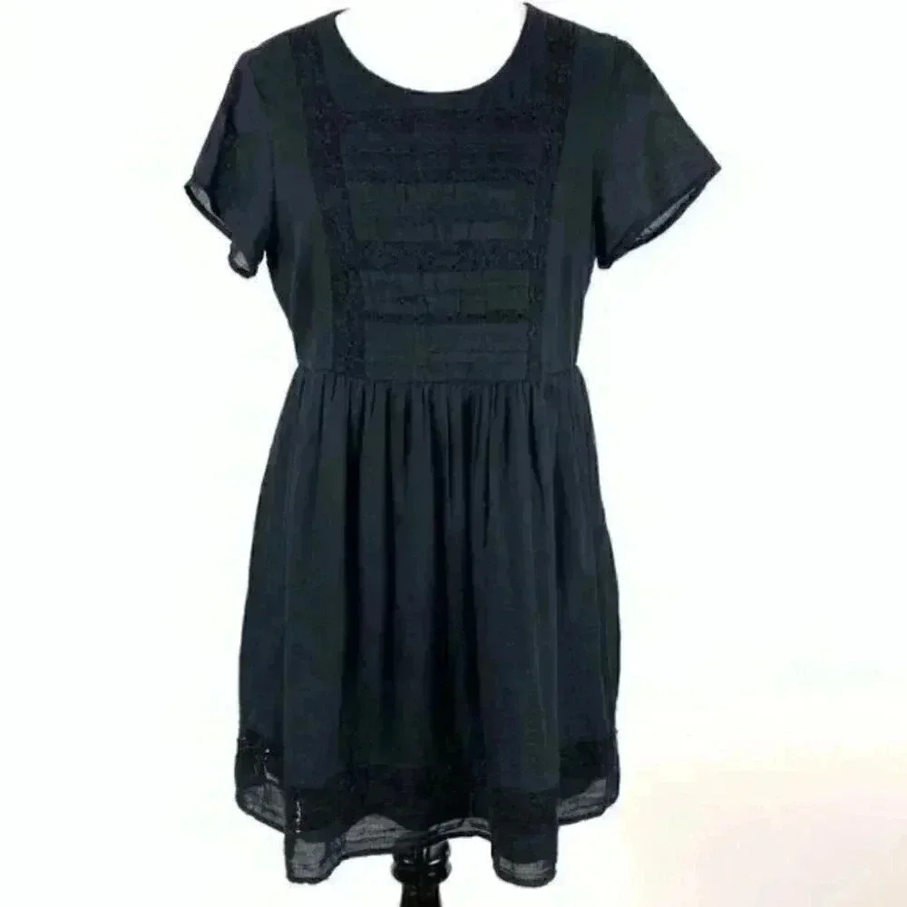 Old Navy womens dress size MP black lace